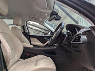 Jaguar F-Pace 2.0 F-PACE Prestige AWD D 4WD 5dr 51