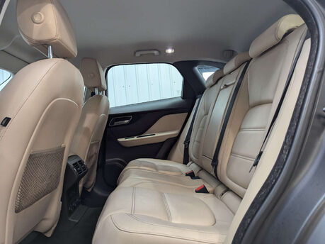 Jaguar F-Pace 2.0 F-PACE Prestige AWD D 4WD 5dr 68