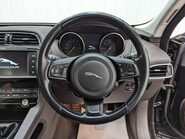Jaguar F-Pace 2.0 F-PACE Prestige AWD D 4WD 5dr 74