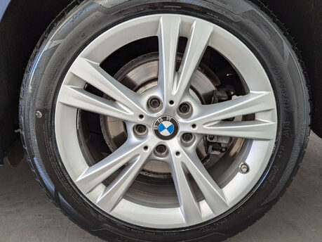 BMW 2 Series 2.0 220D xDrive Sport Auto 4WD 5dr 33