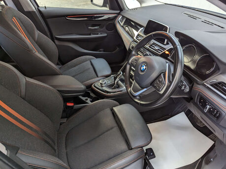 BMW 2 Series 2.0 220D xDrive Sport Auto 4WD 5dr 55