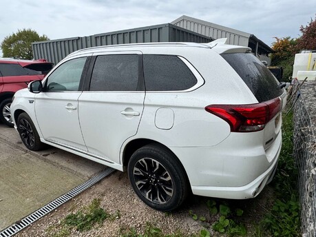 Mitsubishi Outlander 2.0 Outlander Juro PHEV CVT 4WD 5dr 2
