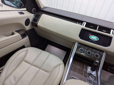 Land Rover Range Rover Sport 3.0 Range Rover Sport HSE Dynamic SDV6 Auto 4WD 5dr 51