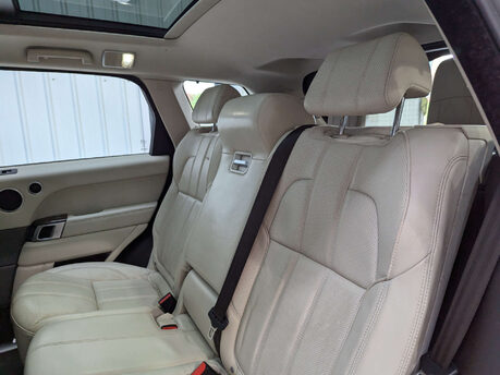 Land Rover Range Rover Sport 3.0 Range Rover Sport HSE Dynamic SDV6 Auto 4WD 5dr 76