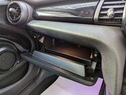 Mini Hatch 1.5 Cooper Seven 5dr 92