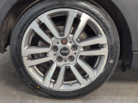 Mini Hatch 1.5 Cooper Seven 5dr 32