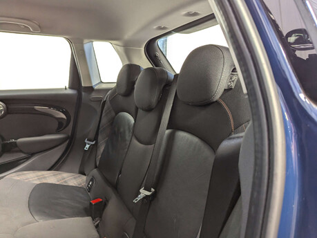 Mini Hatch 1.5 Cooper Seven 5dr 74
