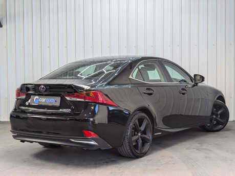 Lexus Is 2.5 IS 300h CVT 4dr 8