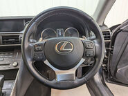 Lexus Is 2.5 IS 300h CVT 4dr 82