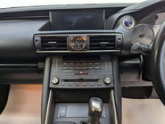 Lexus Is 2.5 IS 300h CVT 4dr 89