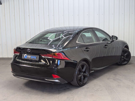 Lexus Is 2.5 IS 300h CVT 4dr 10