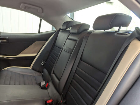 Lexus Is 2.5 IS 300h CVT 4dr 75