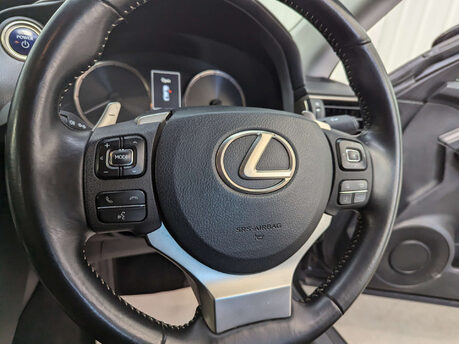 Lexus Is 2.5 IS 300h CVT 4dr 87