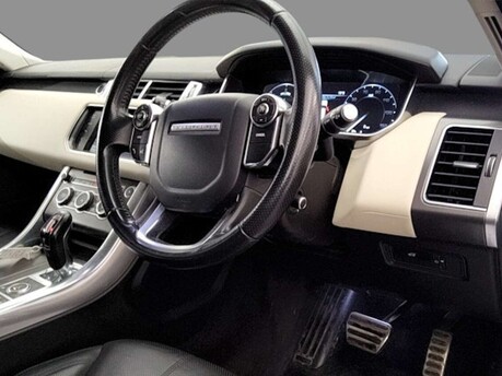 Land Rover Range Rover Sport 3.0 Range Rover Sport HSE Dynamic SDV6 Auto 4WD 5dr 4