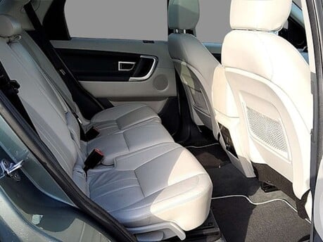 Land Rover Discovery Sport 2.2 Discovery Sport HSE SD4 4WD 5dr 17