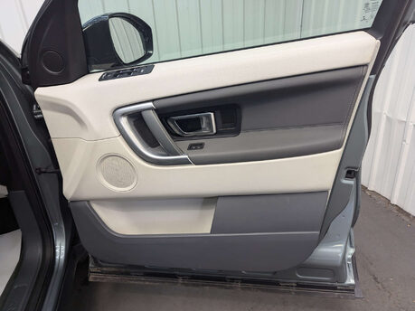 Land Rover Discovery Sport 2.2 Discovery Sport HSE SD4 4WD 5dr 50