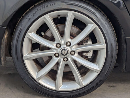 Jaguar XF 2.2 XF Sport Sportbrake D Auto 5dr 34