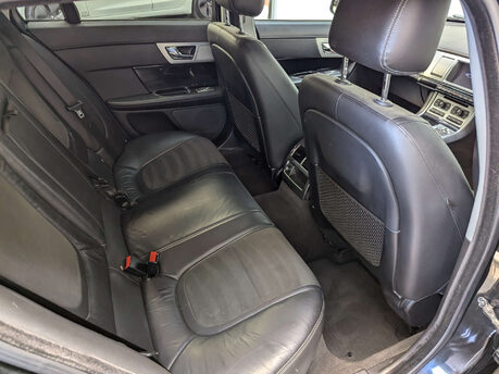 Jaguar XF 2.2 XF Sport Sportbrake D Auto 5dr 62