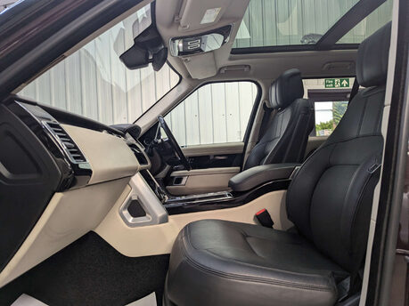 Land Rover Range Rover 4.4 Range Rover Vogue SDV8 Auto 4WD 5dr 57