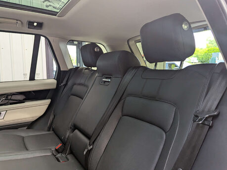 Land Rover Range Rover 4.4 Range Rover Vogue SDV8 Auto 4WD 5dr 67