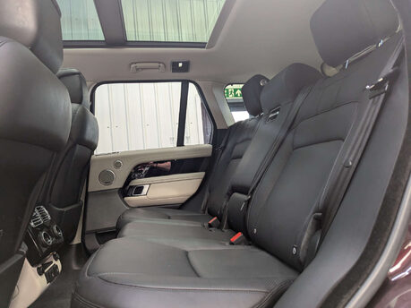 Land Rover Range Rover 4.4 Range Rover Vogue SDV8 Auto 4WD 5dr 68
