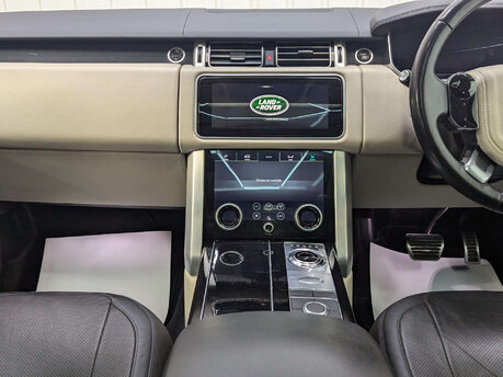 Land Rover Range Rover 4.4 Range Rover Vogue SDV8 Auto 4WD 5dr 70