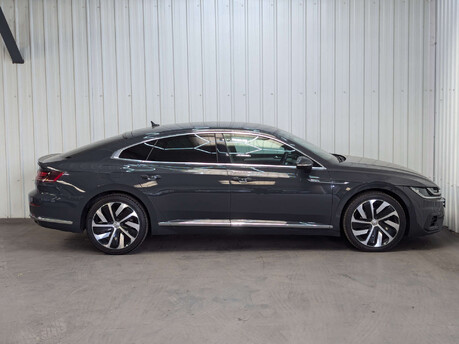 Volkswagen Arteon 2.0 Arteon R-Line TSi Semi-Auto 5dr 17
