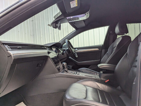 Volkswagen Arteon 2.0 Arteon R-Line TSi Semi-Auto 5dr 58