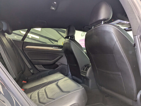 Volkswagen Arteon 2.0 Arteon R-Line TSi Semi-Auto 5dr 65