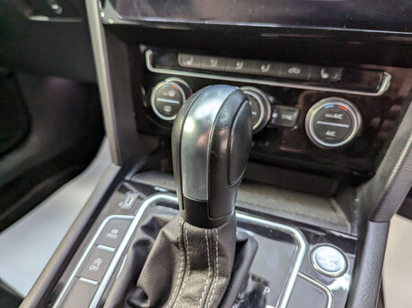 Volkswagen Arteon 2.0 Arteon R-Line TSi Semi-Auto 5dr 89