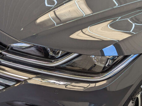 Volkswagen Arteon 2.0 Arteon R-Line TSi Semi-Auto 5dr 28