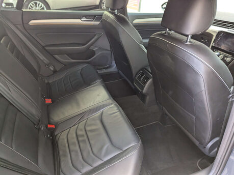 Volkswagen Arteon 2.0 Arteon R-Line TSi Semi-Auto 5dr 59