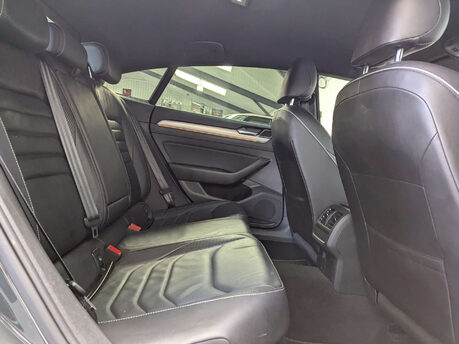Volkswagen Arteon 2.0 Arteon R-Line TSi Semi-Auto 5dr 63