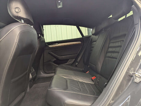 Volkswagen Arteon 2.0 Arteon R-Line TSi Semi-Auto 5dr 70