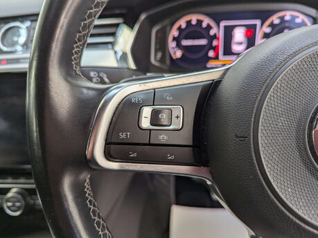 Volkswagen Arteon 2.0 Arteon R-Line TSi Semi-Auto 5dr 74
