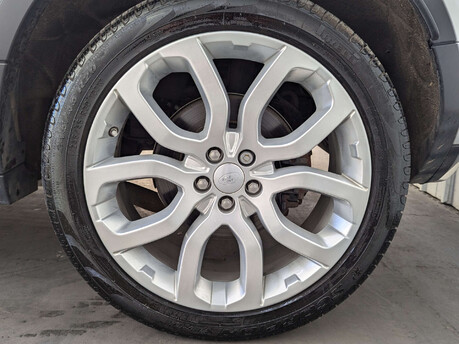 Land Rover Range Rover Evoque 2.0 Range Rover Evoque HSE Dynamic SD4 Auto 4WD 5dr 30