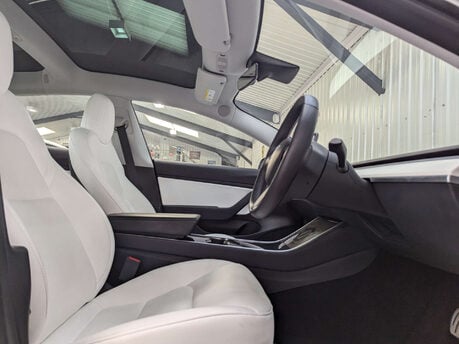 Tesla Model 3 ModeL 3 Performance AWD 4WD 4dr 43