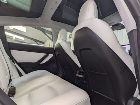 Tesla Model 3 ModeL 3 Performance AWD 4WD 4dr 52