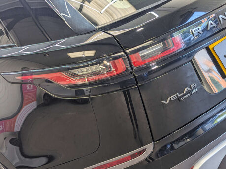 Land Rover Range Rover Velar 2.0 Range Rover Velar R-Dynamic HSE D180 Auto 4WD 5dr 42