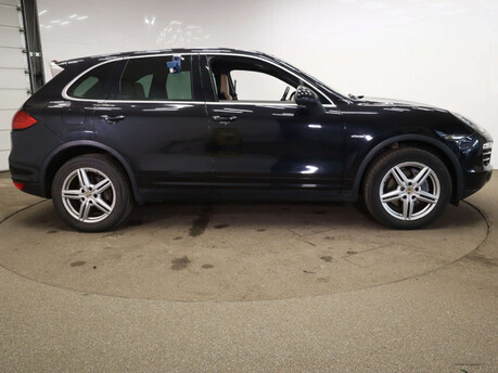 Porsche Cayenne 3.0 Cayenne D V6 Platinum Edition Tiptronic 4WD 5dr 9
