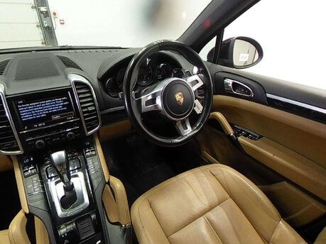 Porsche Cayenne 3.0 Cayenne D V6 Platinum Edition Tiptronic 4WD 5dr 5