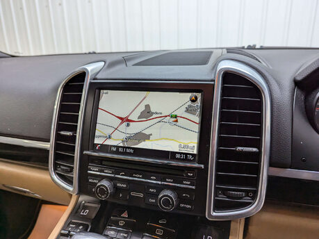 Porsche Cayenne 3.0 Cayenne D V6 Platinum Edition Tiptronic 4WD 5dr 72