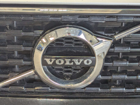 Volvo V60 2.0 V60 R-Design B3 MHEV Auto 5dr 22