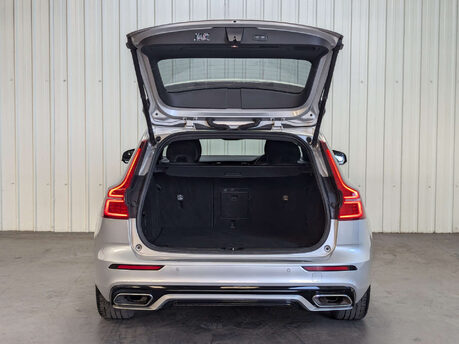 Volvo V60 2.0 V60 R-Design B3 MHEV Auto 5dr 45