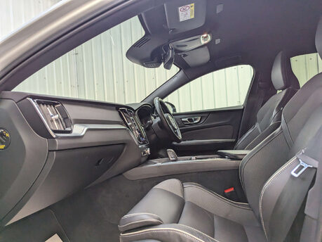 Volvo V60 2.0 V60 R-Design B3 MHEV Auto 5dr 58