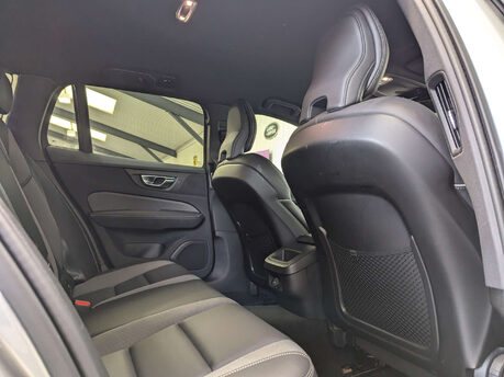Volvo V60 2.0 V60 R-Design B3 MHEV Auto 5dr 63