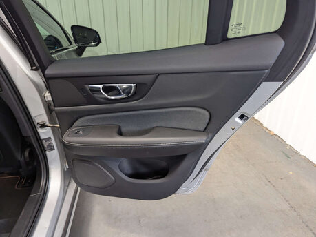 Volvo V60 2.0 V60 R-Design B3 MHEV Auto 5dr 67