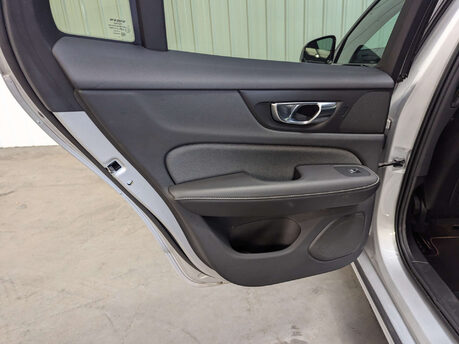 Volvo V60 2.0 V60 R-Design B3 MHEV Auto 5dr 73