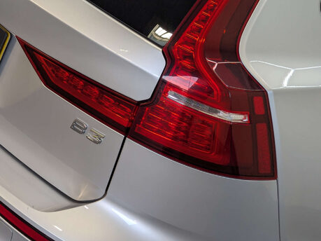 Volvo V60 2.0 V60 R-Design B3 MHEV Auto 5dr 44