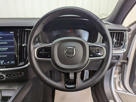 Volvo V60 2.0 V60 R-Design B3 MHEV Auto 5dr 76